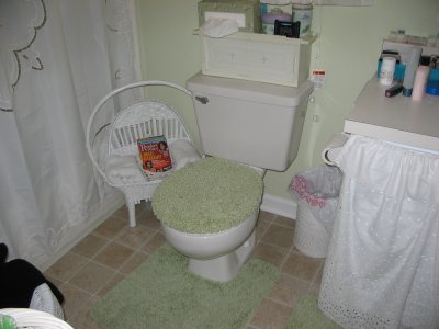 [Green bathroom 2]